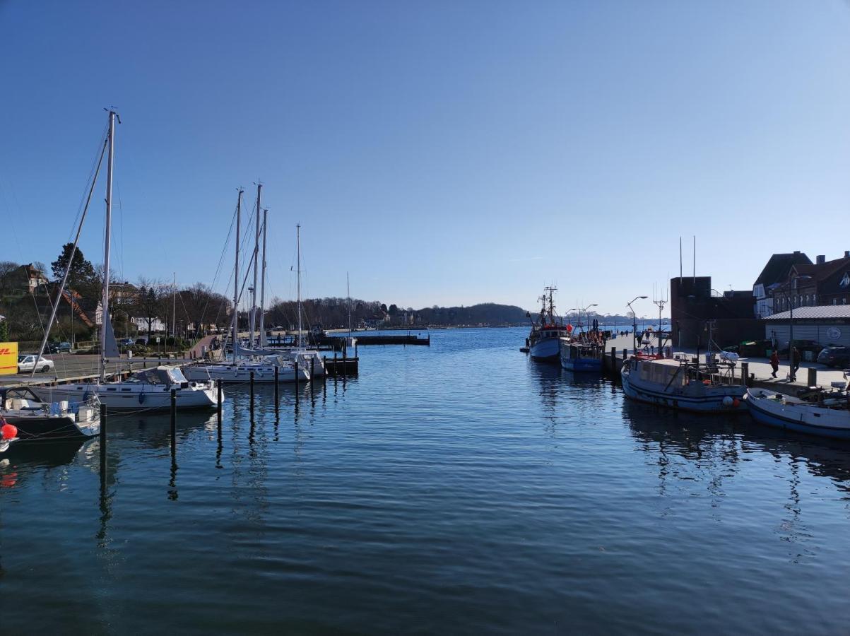 Pier 12 Ferienwohnung Eckernförde Dış mekan fotoğraf